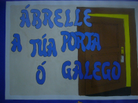 Abrelle-a-tua-porta-o-galego.JPG