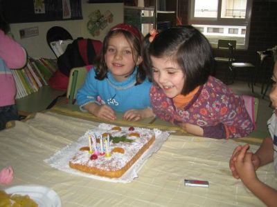 Lucía e Antía Pardo cumplen 7 anos!
Soplaron como verdadeiros furacáns para apagar as candeas
