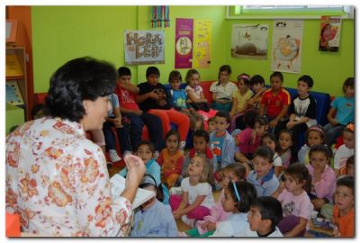 Presentación_de_Chispa_na_Biblioteca_005.jpg