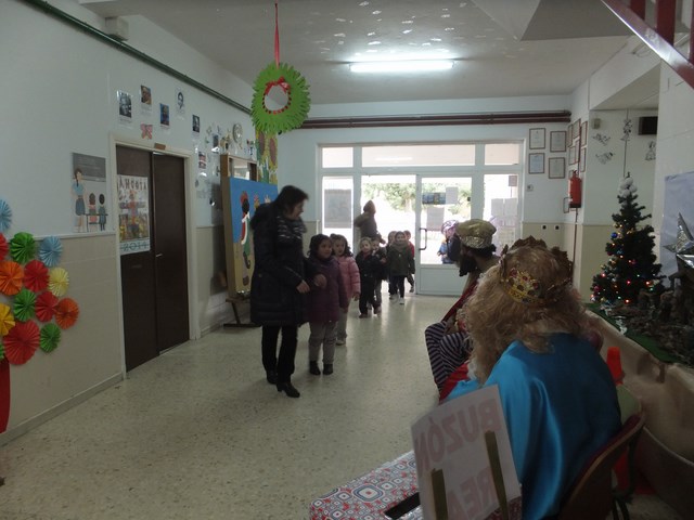 VISITA_REIS_MAGOS_INFANTIL_(7)_(Copiar).JPG