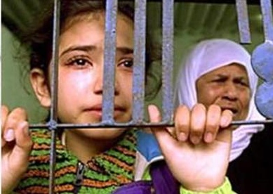 Muller palestina tras a rexa