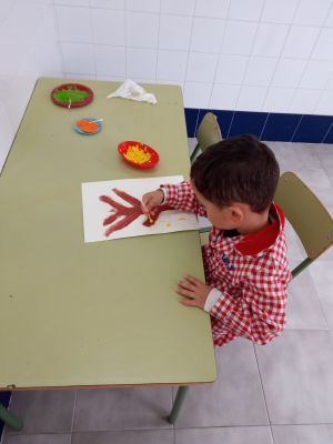 Palabras chave: Actividades sobre o outono cos máis peques da escola