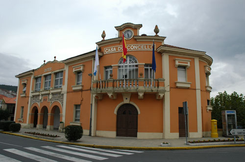 Casa do Concello de Outes