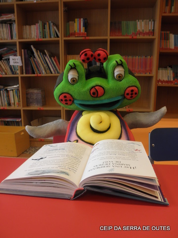 SAISA: A mascota da biblioteca