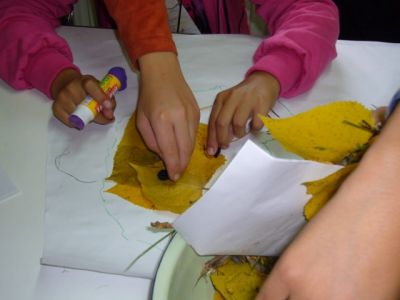 Making a tree using actual leaves
