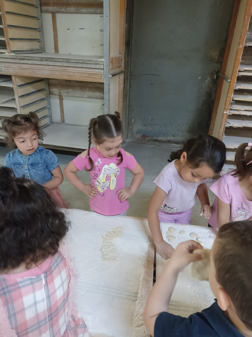 Palabras chave: Excursión á PANADERÍA.