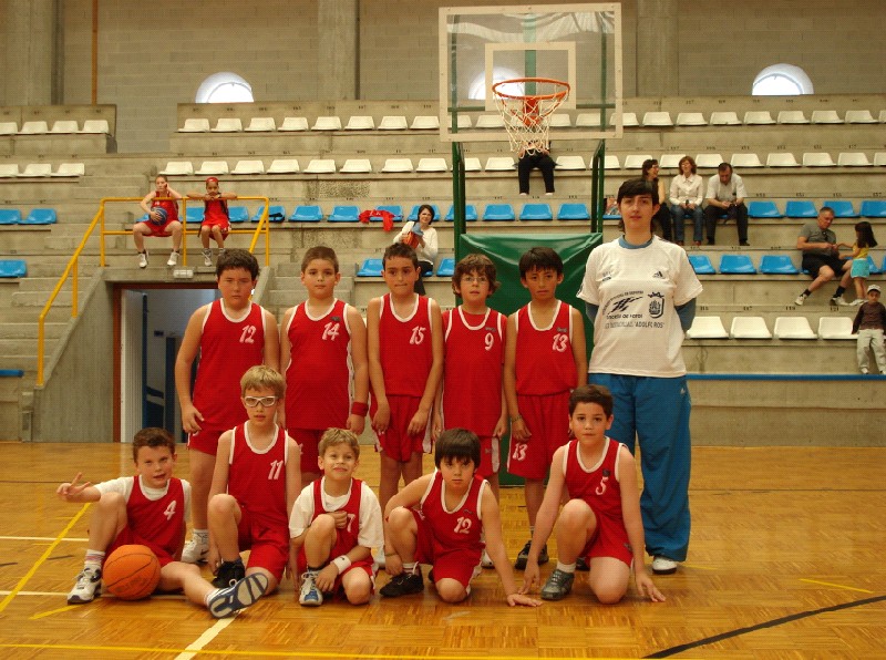 Equipo Pre-Mini Masculino. 4º Clasificado na Competición Zonal
De pé de esquerda a dereita: Felix, Eduardo, Brais, Angel, Mark
Abaixo de esquerda a dereita: Raul, Pablo, Tiago, Gaby, Iago.
Faltan : Manuel, Alejandro e Angel.
Entrenadora : Cris Piñeiro.

