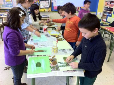 ARTS . 3º
Making animals with dry leaves

