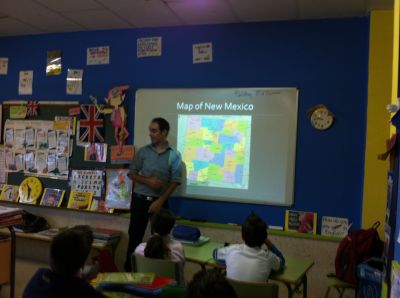 MICHAEL PRESENTATION WITH THE 5th GRADERS
