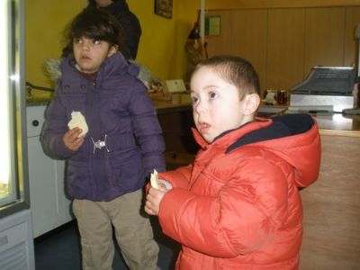 Excursión_de_Infantil_á_fábrica_de_queixos_Olveira_18-02-11_041_[].jpg