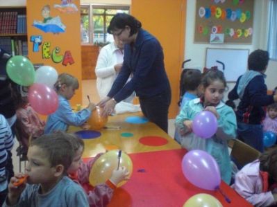 DEBUXANDO NOS GLOBOS
