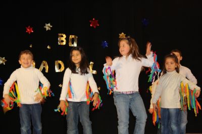 Baile alumnado de 2º, "As estrelas do Nadal"
