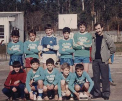 Equipo de fútbol sala alevin, co profesor Julian. Anos 80
