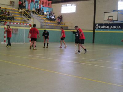 partido de fútbol
a punto de meter un gol....por parte dos alumnos,eh!!!!
