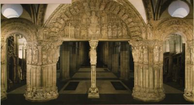 16. Pórtico da Gloria da Catedral de Santiago de Compostela
O Pórtico da Gloria foille encargado ao Mestre Mateo en 1168.
