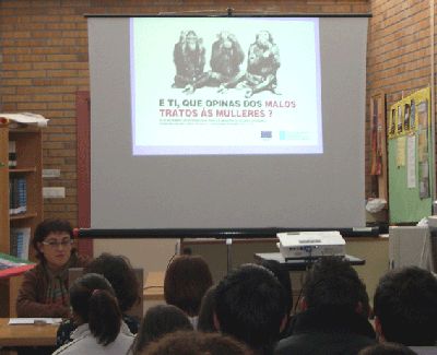 25 de novembro
Conferencia de Carme Serrano, do Centro de Información ás Mulleres de Verín.
(26-NOV-2007)
