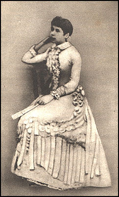 Daguerrotipo de Rosalía de Castro con 18 anos