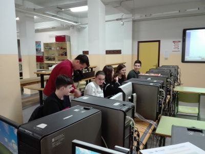 Prácticas de Tecnoloxía
Prácticas de Tecnoloxía: Programación con placas Arduino.
16/01/2019
