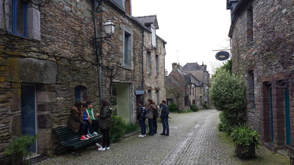 Xoves 3: visita de La Gacilly no Morbihan
