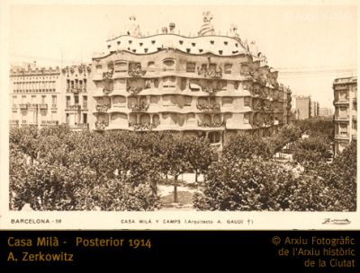 Gaudí: Casa Milá
Palabras chave: arte, arquitectura, Gaudí