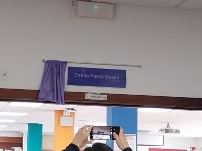 <br />
Nomeamento da sala de profesorado