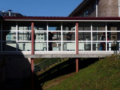 Fotos Nieves
Pasillo entre edificio novo e edificio vello
Palabras chave: actividade cultural