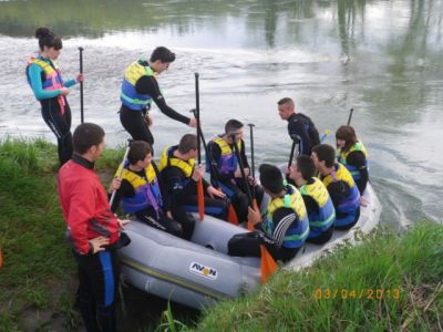 Asturias-Cantabria 3 día
Descenso do río Deva en canoas, espeleoloxía, actividades do tercer día da viaxe.
Palabras chave: viaxe didáctico