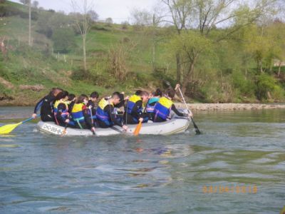 Asturias-Cantabria 3 día
Descenso do río Deva en canoas, espeleoloxía, actividades do tercer día da viaxe.
Palabras chave: viaxe didáctico