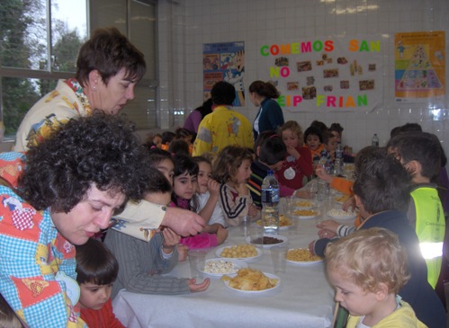 MERENDANDO