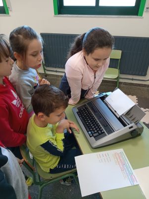 1ºEP_NÓS...tamén escribimos
Palabras chave: 2022/23, biblioteca, día das escritoras, día das bibliotecas, pdi nós, animación á escritura, producións propias