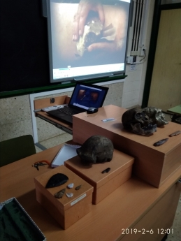 Obradoiro con réplicas arqueolóxicas na aula