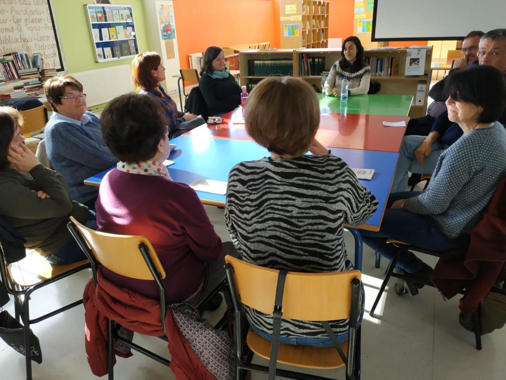 A poeta Rosalía Fernández Rial no Clube de Lectura da nosa Biblioteca