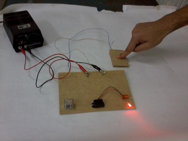 TECNOLOGÍA - 4º ESO - PROYECTO DETECTOR DE INTRUSOS