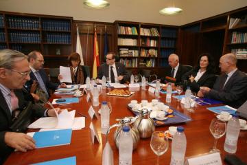 O secretario xeral de Universidades, José Alberto Díez de Castro, durante a xunt