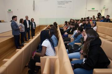 44 estudantes londinenses chegan a Santiago para perfeccionar o seu galego