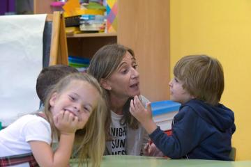 Carmen Pomar visita el CEIP Pedro Barrié de la Maza (Sada)