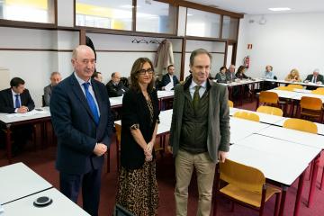 Familias, profesorado y alumnado califican de bueno el clima de convivencia escolar en Galicia, y consideran que mejoró en los últimos años